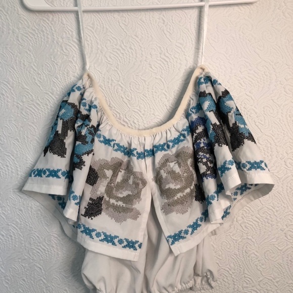 Off Shoulder Top - Picture 5 of 10